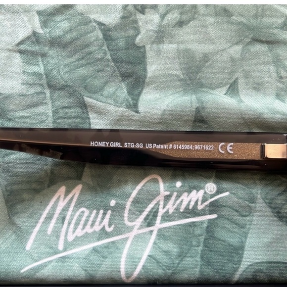 Maui Jim Sunglasses - Picture 7 of 7